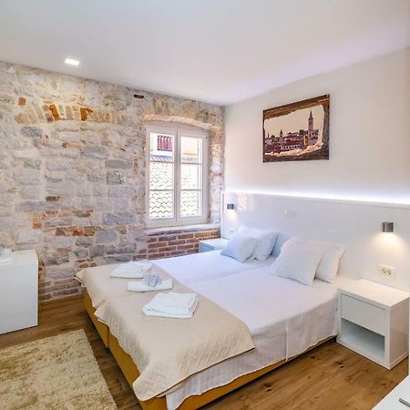 Idassa Atrium Rooms Zadar Bagian luar foto