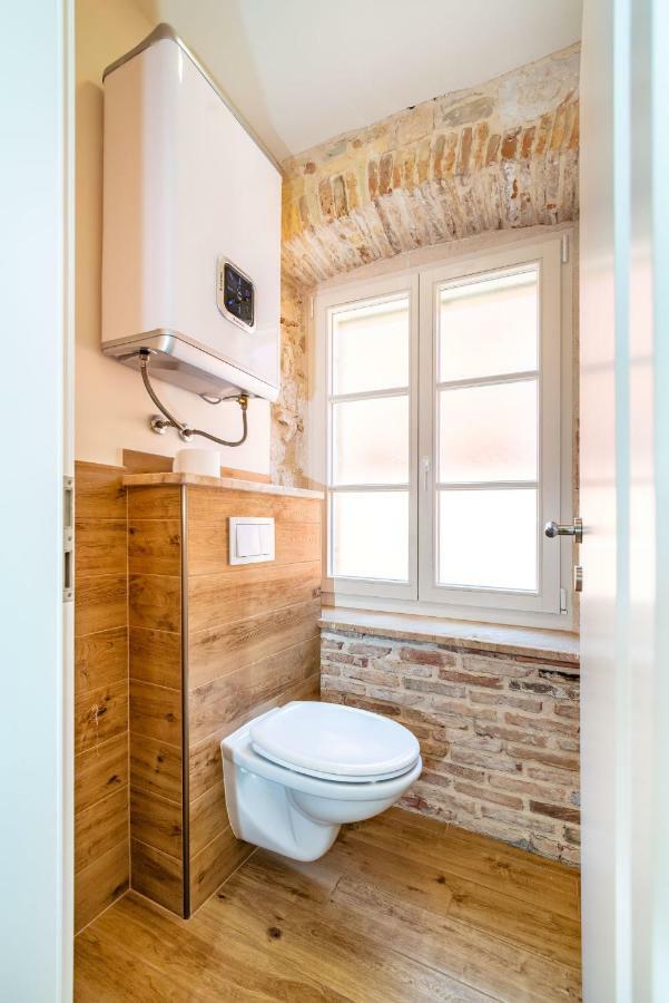 Idassa Atrium Rooms Zadar Bagian luar foto