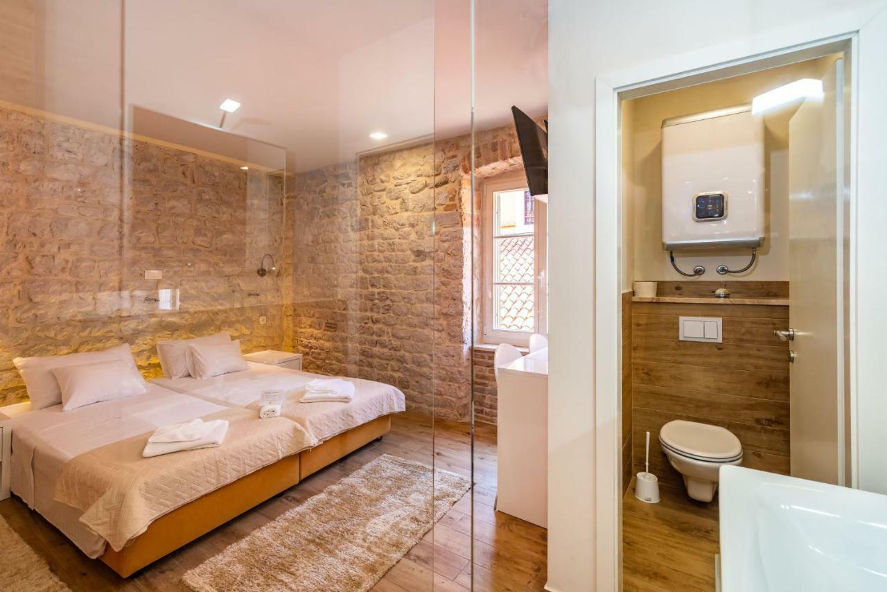 Idassa Atrium Rooms Zadar Bagian luar foto