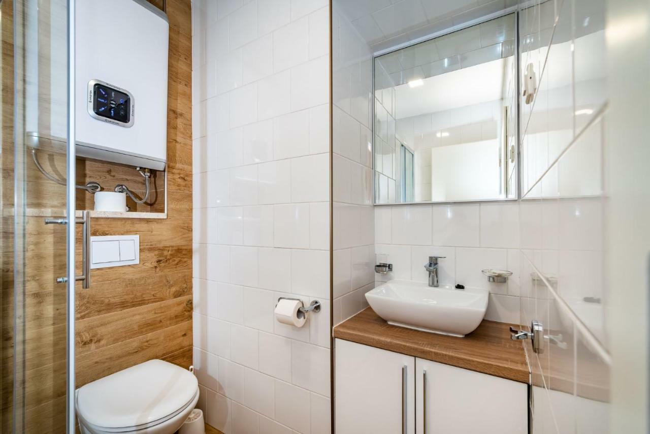 Idassa Atrium Rooms Zadar Bagian luar foto